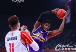 mk体育官方网站-今晨皇家马德里调整名单以备CBA常规赛，造点机会环节打磨，信心回归，细节决定成败