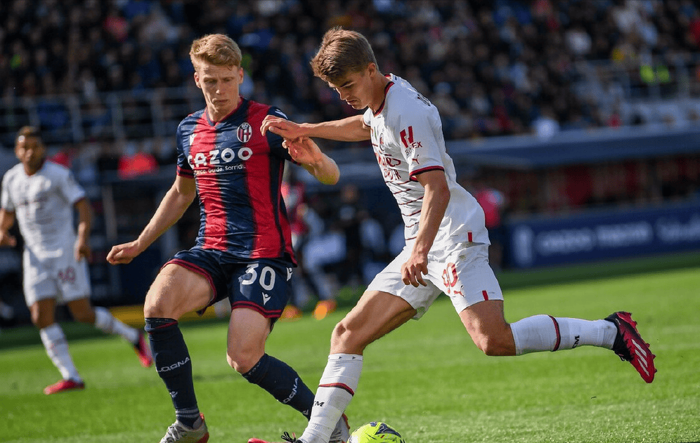 AC米兰迎意甲关键赛；冲刺阶段篮板制胜；媒体盛赞；高层口径保持一致