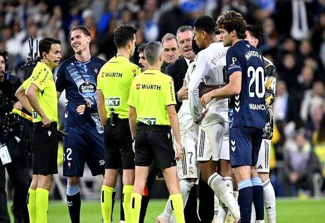 西甲篮球直播在线观看高清